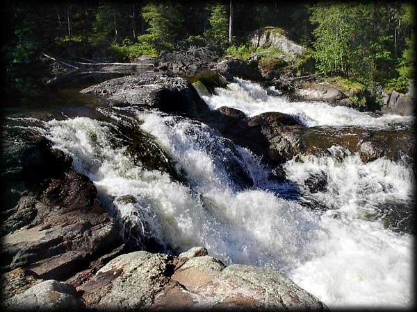 Quetico solo canoe trip &copy;Doug Clark